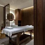 Radisson Blu Hotel, Hotel Kas