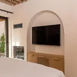 Radisson Blu Hotel, Ξενοδοχείο