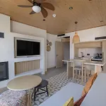 Radisson Blu Hotel, Ξενοδοχείο 4*