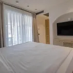 Radisson Blu Hotel, Κας