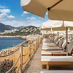 Ξενοδοχείο Radisson Blu Hotel, Κας