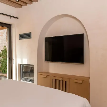 Radisson Blu Hotel, Hotel