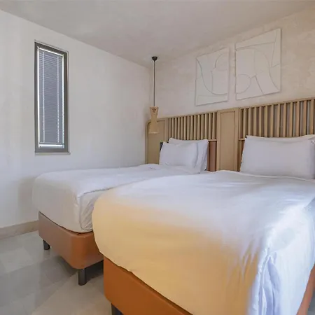 Radisson Blu Hotel, فندق