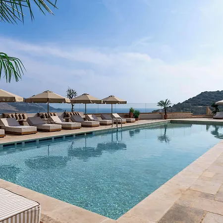 ホテル Radisson Blu Hotel, カシュ