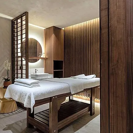 Ξενοδοχείο Radisson Blu Hotel,